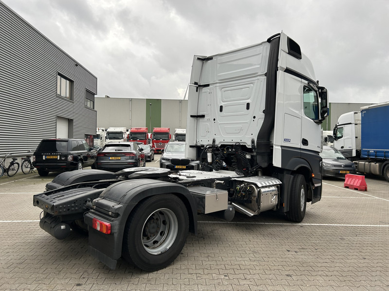 Mercedes-Benz Actros 1845 Gigaspace / Tacho V2 / Blower - PTO / Stand Airco / APK 04-26 - יחידת טרקטור: תמונה 2 Mercedes-Benz Actros 1845 Gigaspace / Tacho V2 / Blower - PTO / Stand Airco / APK 04-26 - יחידת טרקטור: תמונה 2