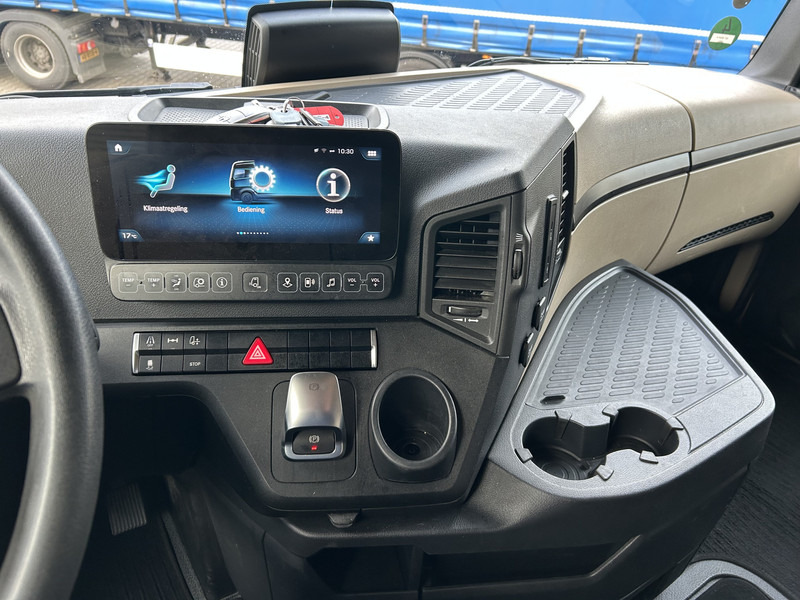 Mercedes-Benz Actros 1845 Gigaspace / Tacho V2 / PTO - Hydraulic / Stand Airco / APK TUV 11-26 - יחידת טרקטור: תמונה 5 Mercedes-Benz Actros 1845 Gigaspace / Tacho V2 / PTO - Hydraulic / Stand Airco / APK TUV 11-26 - יחידת טרקטור: תמונה 5