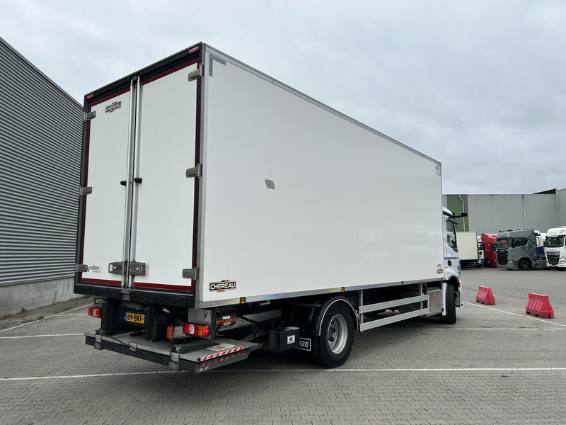 Mercedes-Benz Actros 2124 / Carrier Koeler -30 gr / Cheraeu / Laadklep / APK 01-26 - משאית קירור: תמונה 2 Mercedes-Benz Actros 2124 / Carrier Koeler -30 gr / Cheraeu / Laadklep / APK 01-26 - משאית קירור: תמונה 2