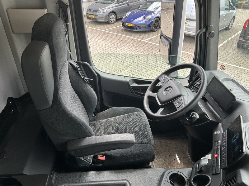 Mercedes-Benz Actros 2124 / Carrier Supra 850 -30 gr / Koeler / Laadklep / APK 03-26 - משאית קירור: תמונה 3 Mercedes-Benz Actros 2124 / Carrier Supra 850 -30 gr / Koeler / Laadklep / APK 03-26 - משאית קירור: תמונה 3