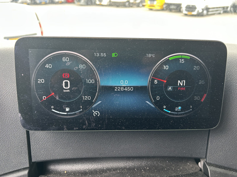 Mercedes-Benz Actros 2124 / Carrier Supra 850 -30 gr / Koeler / Laadklep / APK 03-26 - משאית קירור: תמונה 4 Mercedes-Benz Actros 2124 / Carrier Supra 850 -30 gr / Koeler / Laadklep / APK 03-26 - משאית קירור: תמונה 4