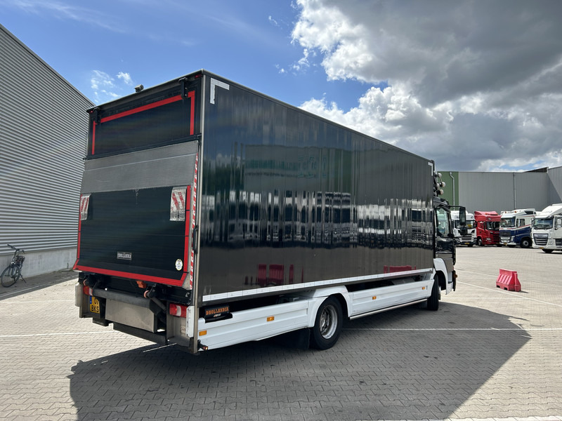 Mercedes-Benz Atego 818 / 8 Ton / 676 dkm / Box / Laadklep / APK TUV 03-26 - משאית תיבה: תמונה 2 Mercedes-Benz Atego 818 / 8 Ton / 676 dkm / Box / Laadklep / APK TUV 03-26 - משאית תיבה: תמונה 2