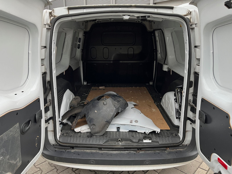 כלי רכב מסחרי קטן Mercedes-Benz Citan 109 CDI / Extra Lang / UNFALL / DAMAGE: תמונה 12