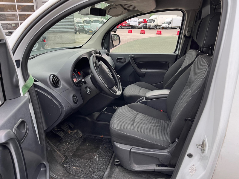 Mercedes-Benz Citan 109 CDI / Extra Lang / UNFALL / DAMAGE - כלי רכב מסחרי קטן: תמונה 5 Mercedes-Benz Citan 109 CDI / Extra Lang / UNFALL / DAMAGE - כלי רכב מסחרי קטן: תמונה 5