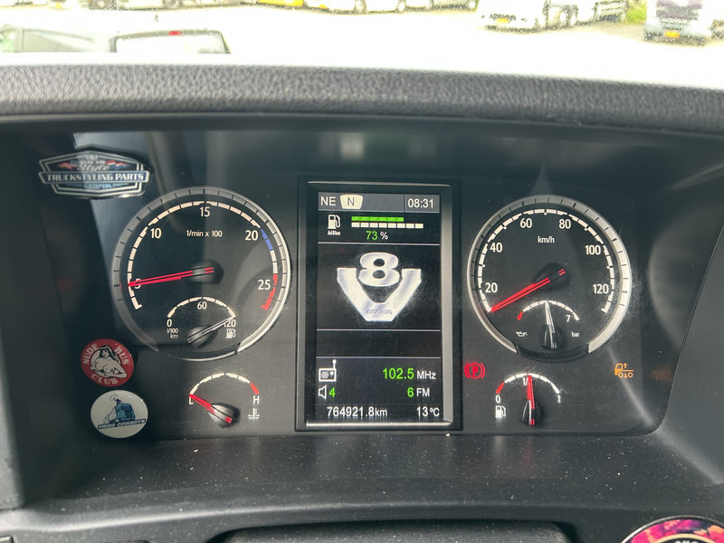 Scania R520 V8 / Showtruck / Buffl Special Interior / Vol Lucht / Retarder - יחידת טרקטור: תמונה 4 Scania R520 V8 / Showtruck / Buffl Special Interior / Vol Lucht / Retarder - יחידת טרקטור: תמונה 4
