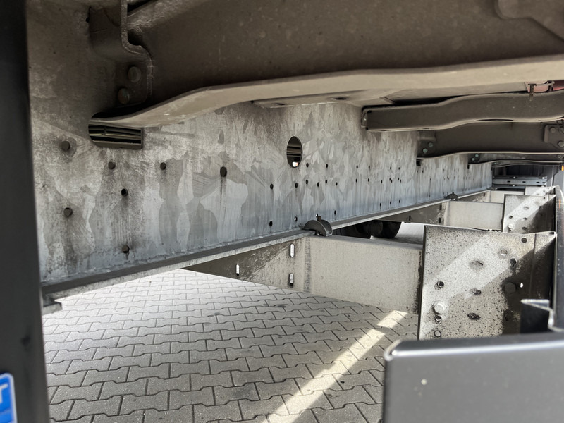Schmitz Cargobull SCB S2 / Box Trailer / 2 axle / APK TUV 06-26 - סמיטריילר בתיבה סגורה: תמונה 5 Schmitz Cargobull SCB S2 / Box Trailer / 2 axle / APK TUV 06-26 - סמיטריילר בתיבה סגורה: תמונה 5