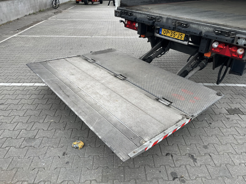 Schmitz Cargobull SCB S2 / Box Trailer / 2 axle / Loadlift / APK TUV 04-26 - סמיטריילר בתיבה סגורה: תמונה 5 Schmitz Cargobull SCB S2 / Box Trailer / 2 axle / Loadlift / APK TUV 04-26 - סמיטריילר בתיבה סגורה: תמונה 5