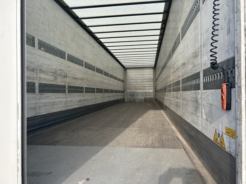 Schmitz Cargobull SCB S3B / Box / Loadlift / 2x Liftas / APK 03-26 - סמיטריילר בתיבה סגורה: תמונה 3 Schmitz Cargobull SCB S3B / Box / Loadlift / 2x Liftas / APK 03-26 - סמיטריילר בתיבה סגורה: תמונה 3