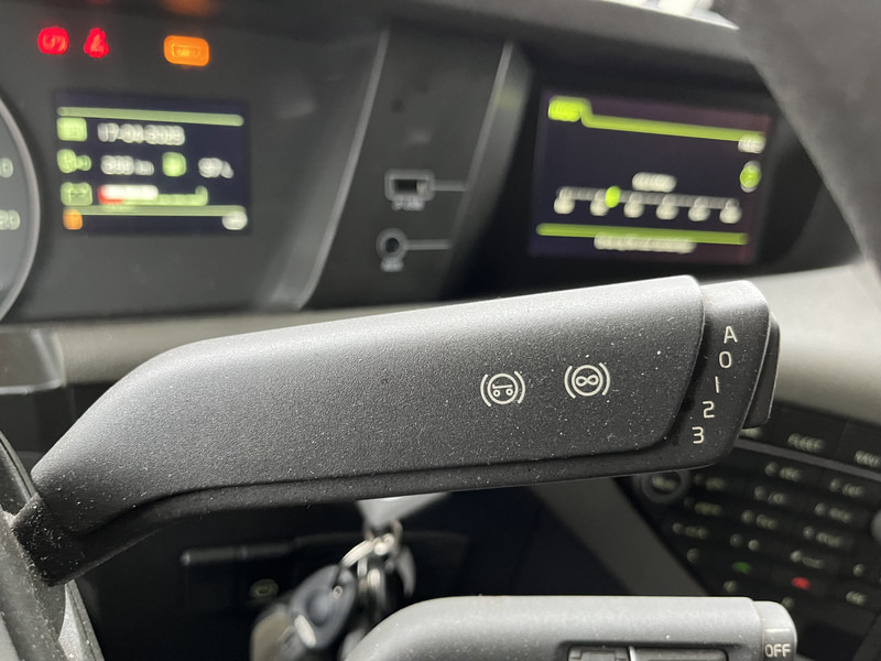 Volvo FH 420 Globetrotter / Dynamic Steering / New Tacho V2 / VEB+ / Stand Klima - יחידת טרקטור: תמונה 5 Volvo FH 420 Globetrotter / Dynamic Steering / New Tacho V2 / VEB+ / Stand Klima - יחידת טרקטור: תמונה 5