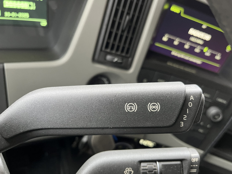 Volvo FM 410 Globetrotter / 814 dkm / VEB+ / Smart Tacho V2 / NL Truck - יחידת טרקטור: תמונה 5 Volvo FM 410 Globetrotter / 814 dkm / VEB+ / Smart Tacho V2 / NL Truck - יחידת טרקטור: תמונה 5