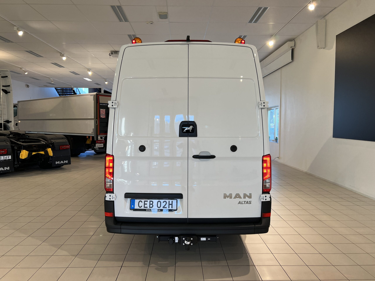 MAN TGE Businessline / VIP - מיניבוס, כלי רכב מסחרי לנוסעים: תמונה 5 MAN TGE Businessline / VIP - מיניבוס, כלי רכב מסחרי לנוסעים: תמונה 5