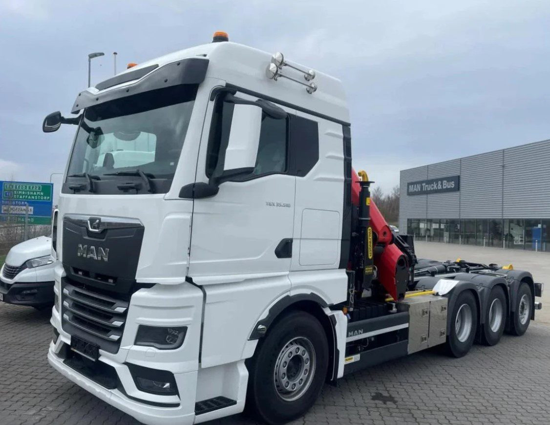 MAN TGS 35.510 8×4 Tridem kranväxlare Palfinger - משאית הרמת וו, משאית מנוף: תמונה 1 MAN TGS 35.510 8×4 Tridem kranväxlare Palfinger - משאית הרמת וו, משאית מנוף: תמונה 1