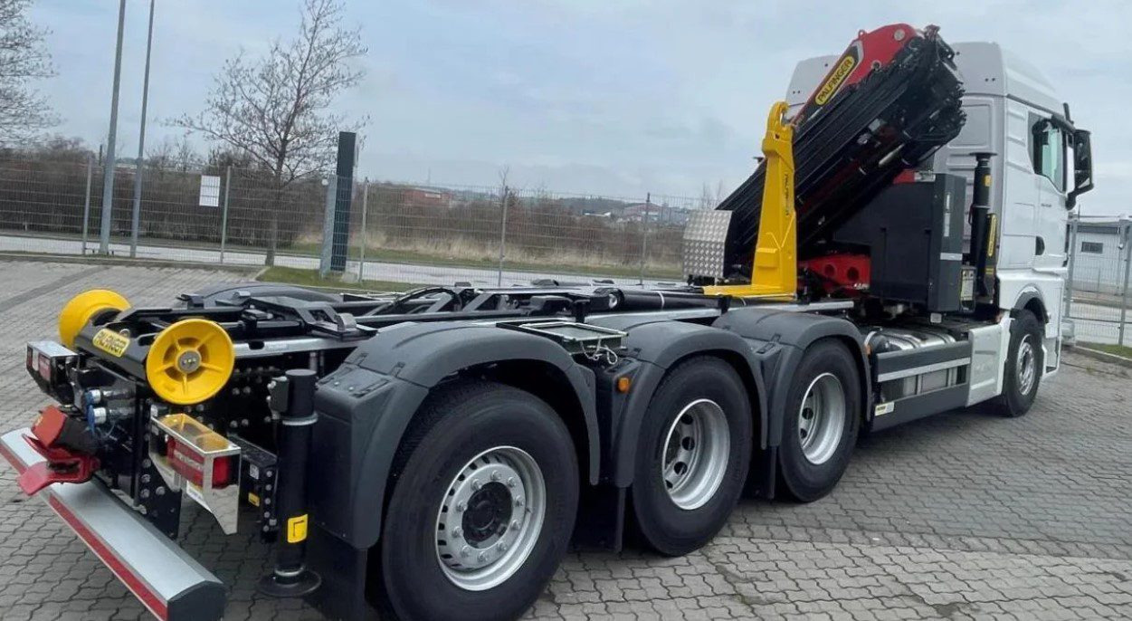 MAN TGS 35.510 8×4 Tridem kranväxlare Palfinger - משאית הרמת וו, משאית מנוף: תמונה 4 MAN TGS 35.510 8×4 Tridem kranväxlare Palfinger - משאית הרמת וו, משאית מנוף: תמונה 4