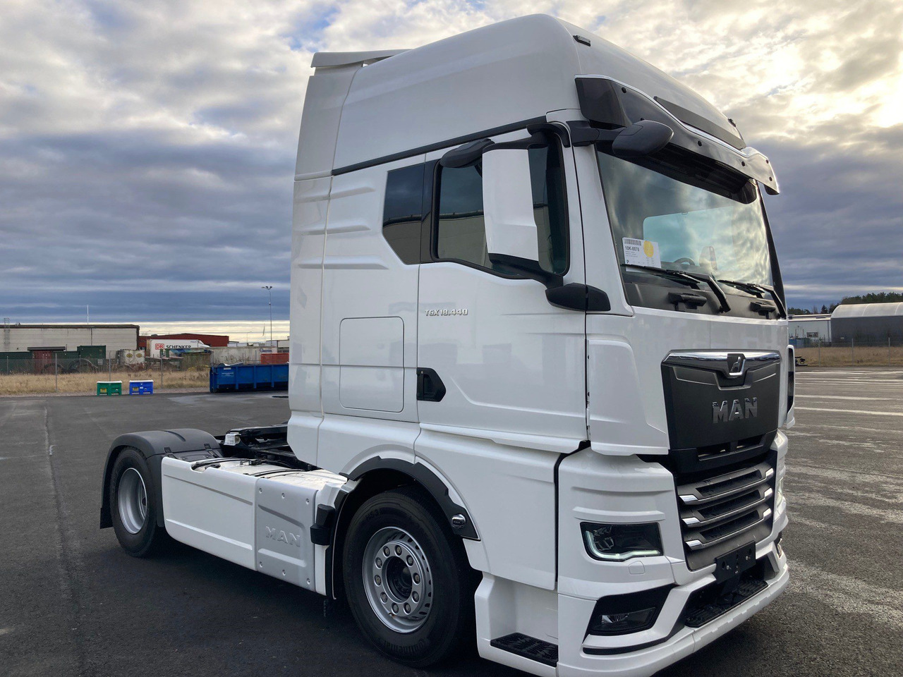 MAN TGX 18.440 4×2 Dragbil - יחידת טרקטור: תמונה 2 MAN TGX 18.440 4×2 Dragbil - יחידת טרקטור: תמונה 2