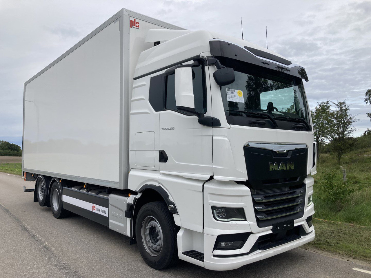 TGX 26.510 6×2-4 Fjärrbil - משאית עם שלדת תא: תמונה 2 TGX 26.510 6×2-4 Fjärrbil - משאית עם שלדת תא: תמונה 2