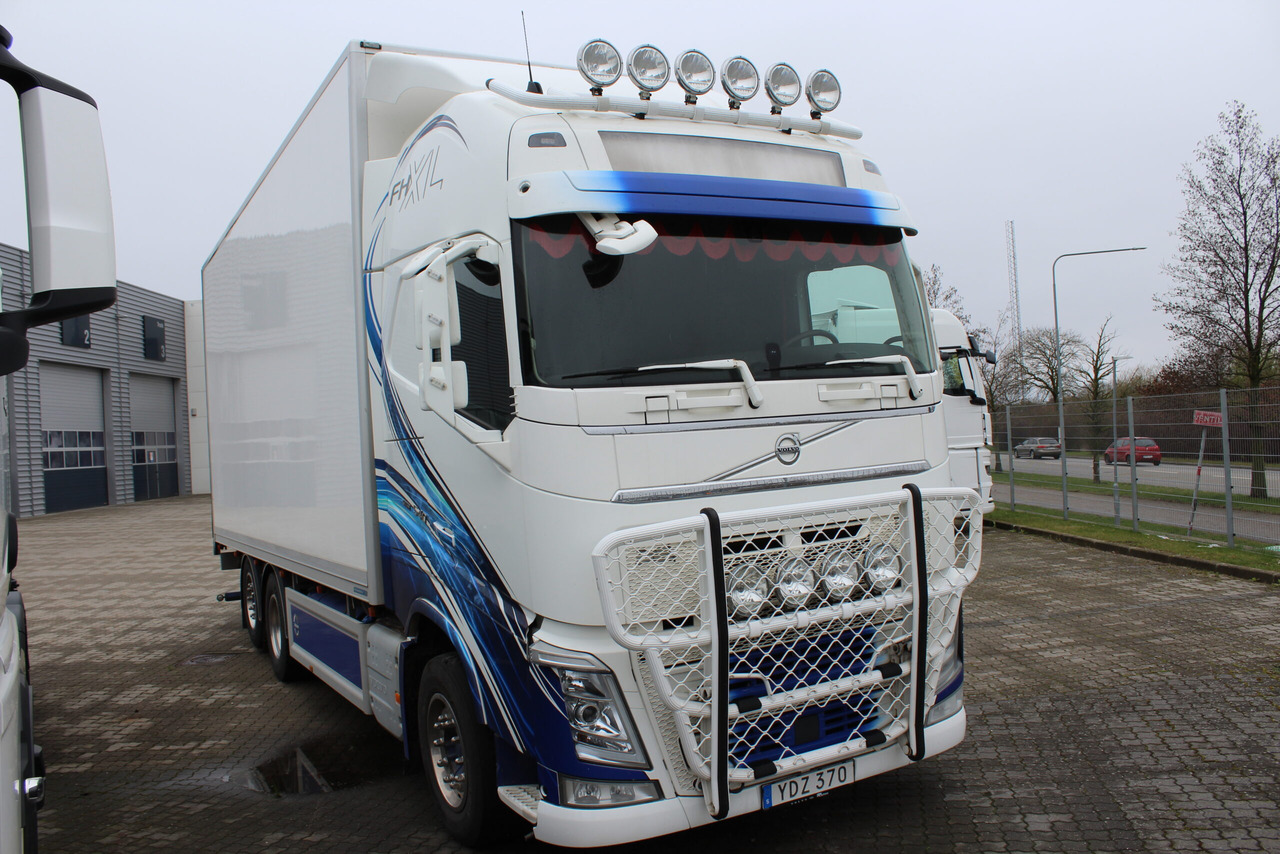 Volvo FH Fjärr - משאית תיבה: תמונה 1 Volvo FH Fjärr - משאית תיבה: תמונה 1
