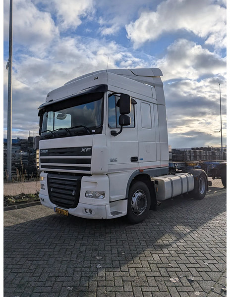 DAF XF 105 FT XF105 - משאית: תמונה 1 DAF XF 105 FT XF105 - משאית: תמונה 1