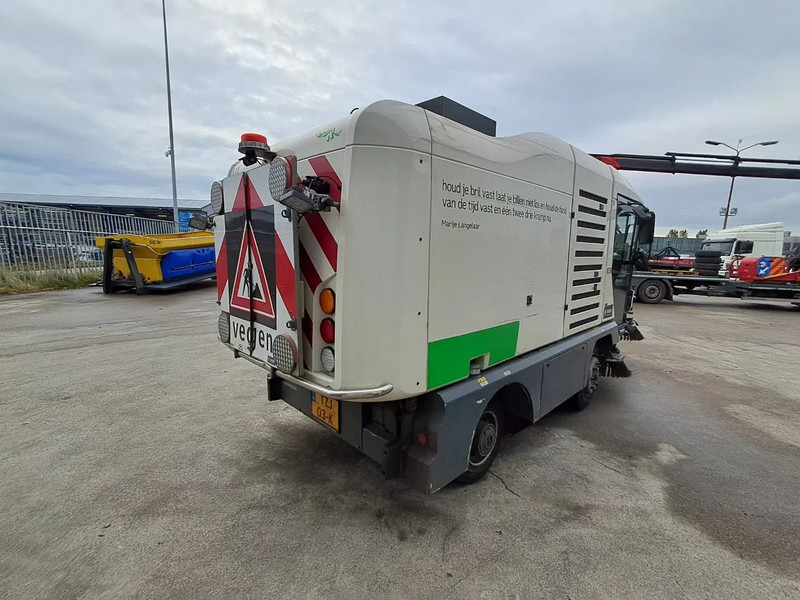 Ravo 540 540 - מטאטא כבישים: תמונה 5 Ravo 540 540 - מטאטא כבישים: תמונה 5