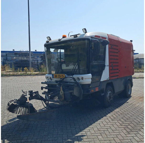 Ravo 580 EURO 5 - מטאטא תעשייתי: תמונה 1 Ravo 580 EURO 5 - מטאטא תעשייתי: תמונה 1