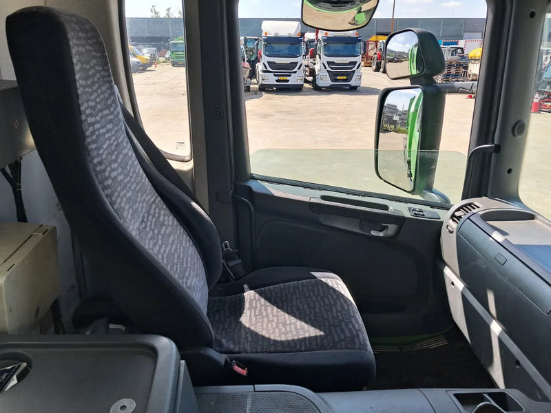 משאית אשפה Scania P 280 B 6X2*4: תמונה 6