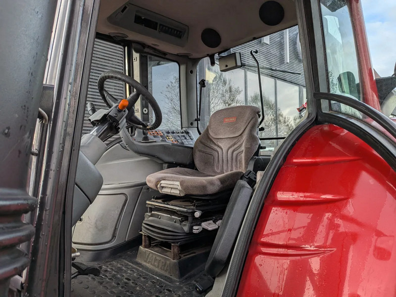 טרקטור חקלאי Valtra N142 N142: תמונה 8