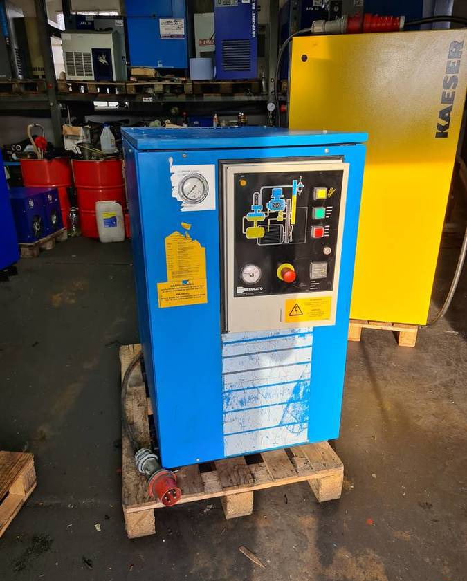 Kompresor śrubowy AIRPRESS, CECCATO 15 kw - מדחס אוויר: תמונה 3 Kompresor śrubowy AIRPRESS, CECCATO 15 kw - מדחס אוויר: תמונה 3
