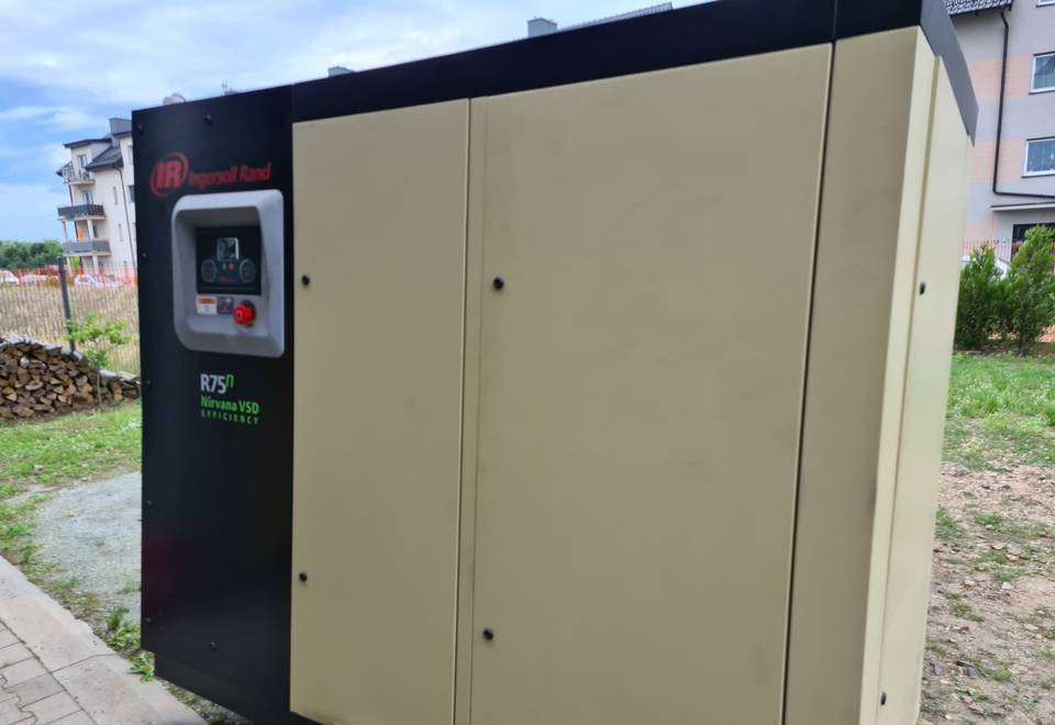 Kompresor śrubowy INGERSOLL RAND NIRVANA R75N - מדחס אוויר: תמונה 3 Kompresor śrubowy INGERSOLL RAND NIRVANA R75N - מדחס אוויר: תמונה 3