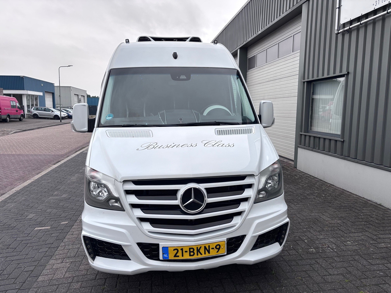 Mercedes Sprinter 519 CDI BUSCONCEPT VIP - מיניבוס, כלי רכב מסחרי לנוסעים: תמונה 2 Mercedes Sprinter 519 CDI BUSCONCEPT VIP - מיניבוס, כלי רכב מסחרי לנוסעים: תמונה 2