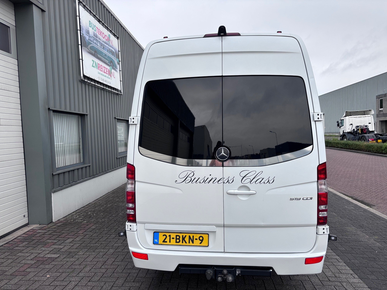 Mercedes Sprinter 519 CDI BUSCONCEPT VIP - מיניבוס, כלי רכב מסחרי לנוסעים: תמונה 5 Mercedes Sprinter 519 CDI BUSCONCEPT VIP - מיניבוס, כלי רכב מסחרי לנוסעים: תמונה 5