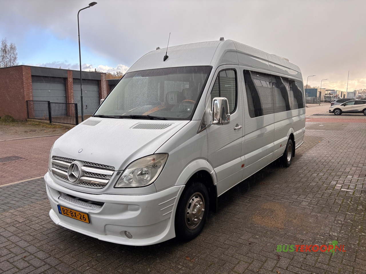 Mercedes Sprinter 519 CDI - מיניבוס, כלי רכב מסחרי לנוסעים: תמונה 4 Mercedes Sprinter 519 CDI - מיניבוס, כלי רכב מסחרי לנוסעים: תמונה 4