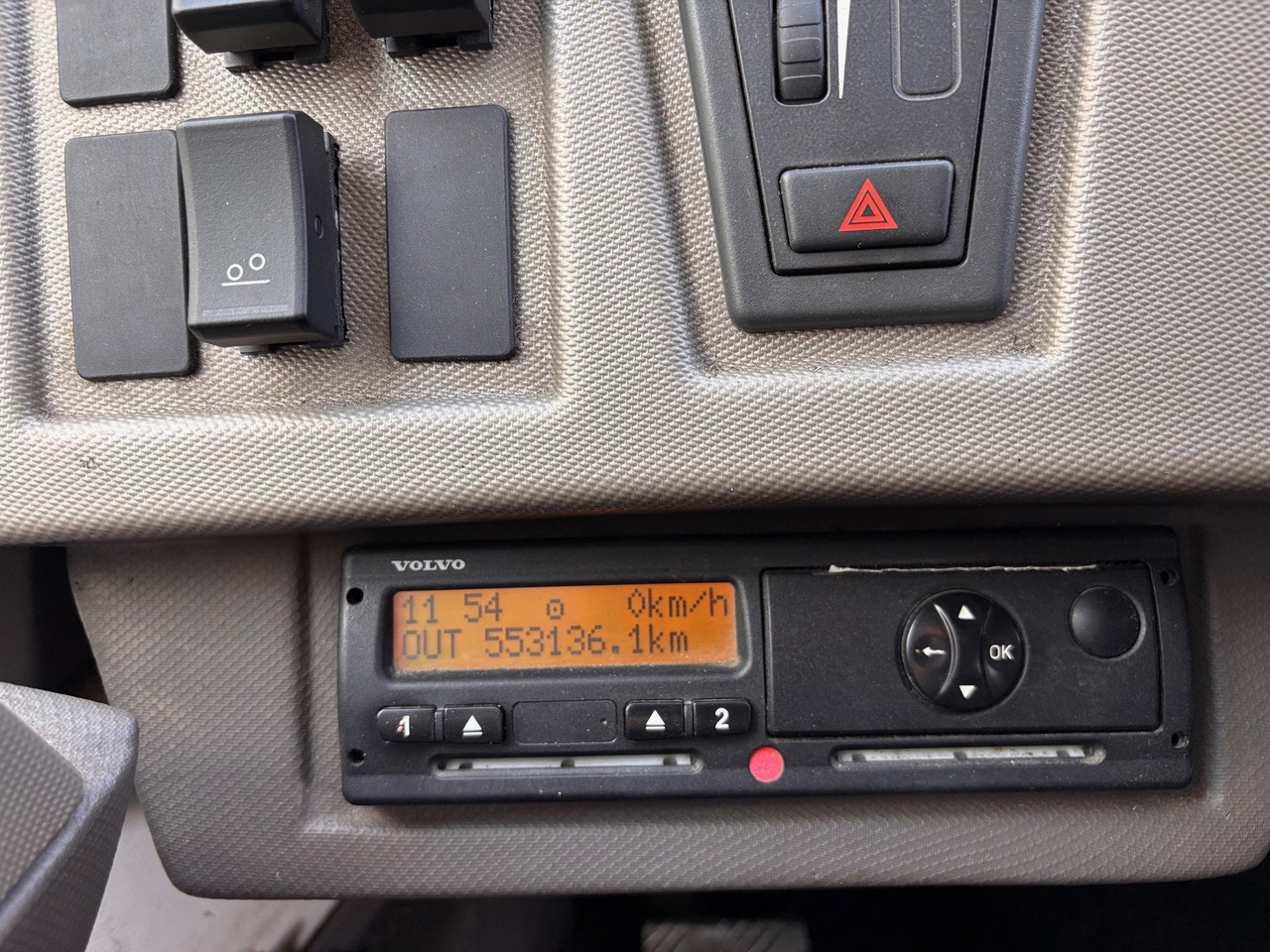 אוטובוס בין עירוני Volvo B11R SUNSUNDEGUI SC7, Euro 6.: תמונה 18