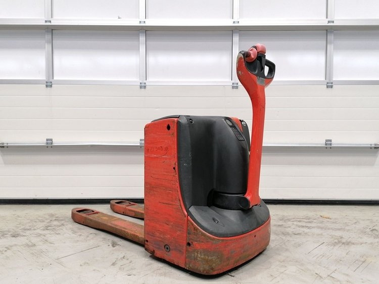 Used Electric Pallet Truck-Fenwick-T16 - משאית משטחים: תמונה 3 Used Electric Pallet Truck-Fenwick-T16 - משאית משטחים: תמונה 3