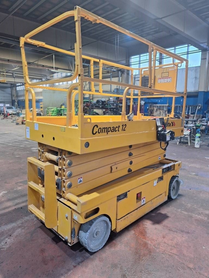 Haulotte Compact 12 - מעלית מספריים: תמונה 5 Haulotte Compact 12 - מעלית מספריים: תמונה 5