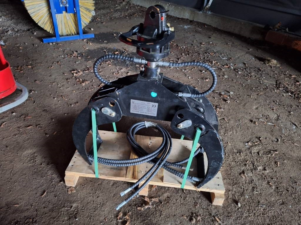 Koura CG800 - מכונת אחיזה עבור ציוד יער: תמונה 1 Koura CG800 - מכונת אחיזה עבור ציוד יער: תמונה 1