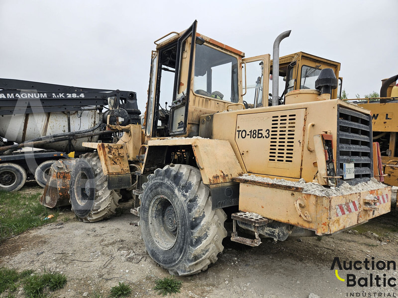 Amkodor TO-18.B3 - מעמיס גלגלים: תמונה 3 Amkodor TO-18.B3 - מעמיס גלגלים: תמונה 3