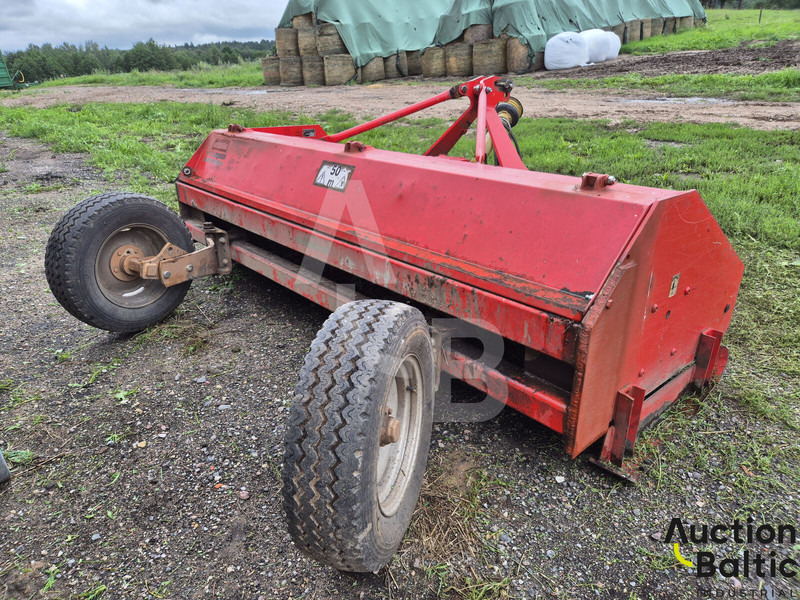 Becchio & Mandrile Becchio TM 280 - מכסחת תבואה/ עשבים: תמונה 1 Becchio & Mandrile Becchio TM 280 - מכסחת תבואה/ עשבים: תמונה 1