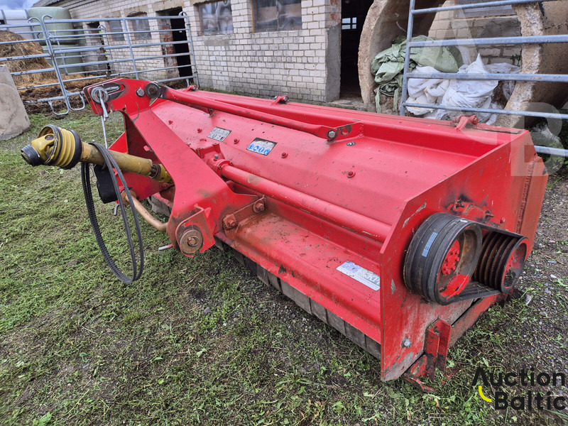 Becchio & Mandrile Becchio TM 280 - מכסחת תבואה/ עשבים: תמונה 2 Becchio & Mandrile Becchio TM 280 - מכסחת תבואה/ עשבים: תמונה 2