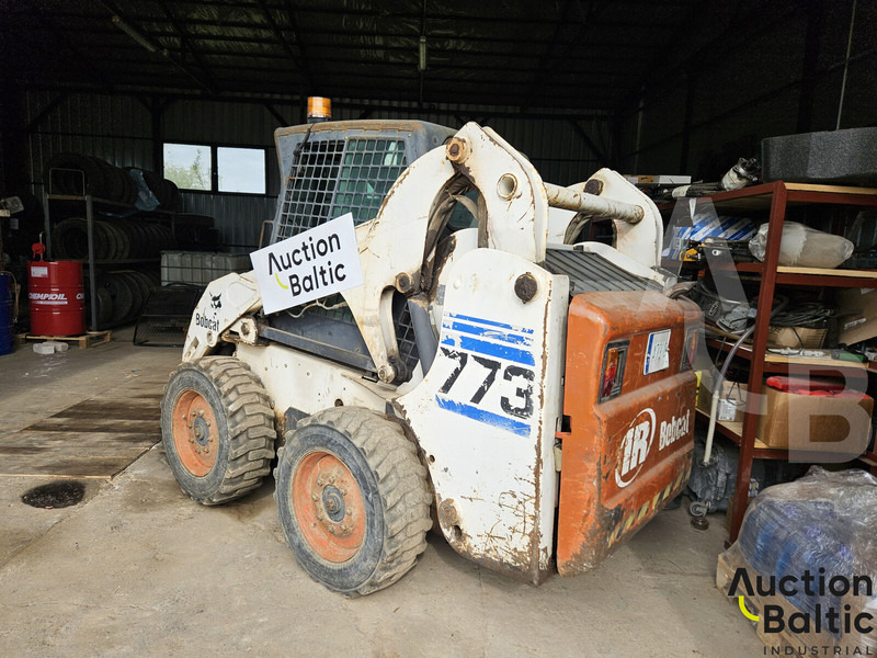 Bobcat 773 - מעמיס היגוי החלקה: תמונה 3 Bobcat 773 - מעמיס היגוי החלקה: תמונה 3