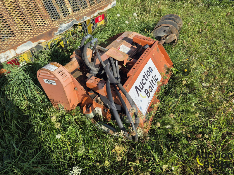 Bobcat FC 155 - מגרסת עץ: תמונה 2 Bobcat FC 155 - מגרסת עץ: תמונה 2