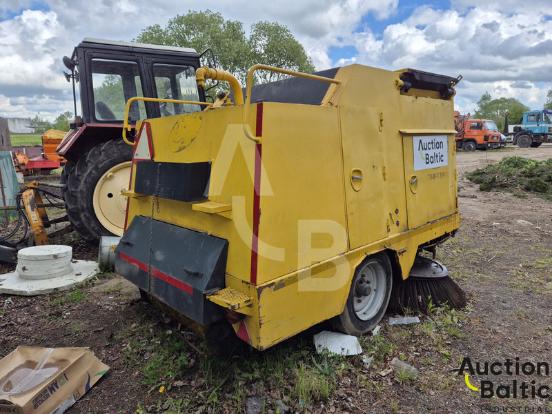 Broddway 1900 - מטאטא כבישים: תמונה 3 Broddway 1900 - מטאטא כבישים: תמונה 3