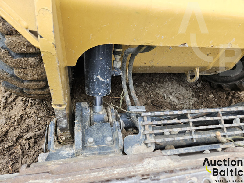 מעמיס היגוי החלקה Caterpillar 236 D: תמונה 16