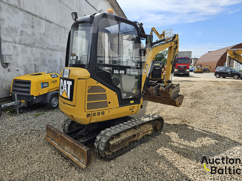 Caterpillar 302.4 D - מיני מחפר: תמונה 3 Caterpillar 302.4 D - מיני מחפר: תמונה 3