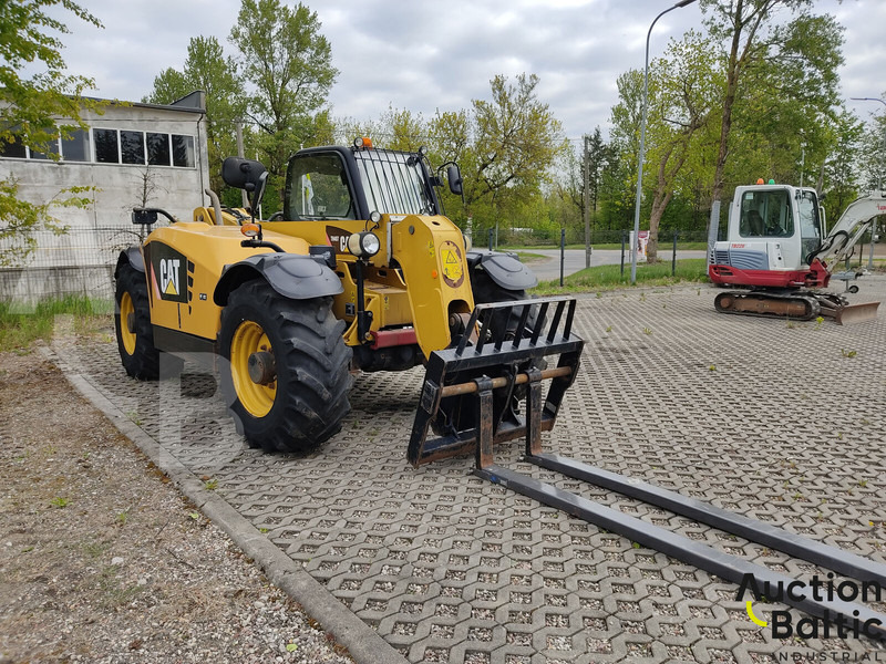 Caterpillar TH407 AG - מפעיל טלסקופי: תמונה 2 Caterpillar TH407 AG - מפעיל טלסקופי: תמונה 2