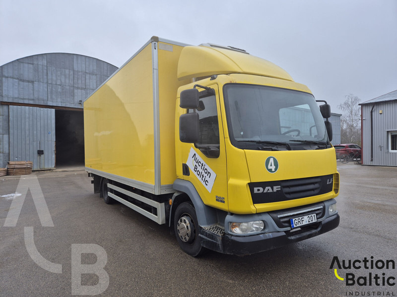 DAF FA LF 45.180 - משאית תיבה: תמונה 2 DAF FA LF 45.180 - משאית תיבה: תמונה 2
