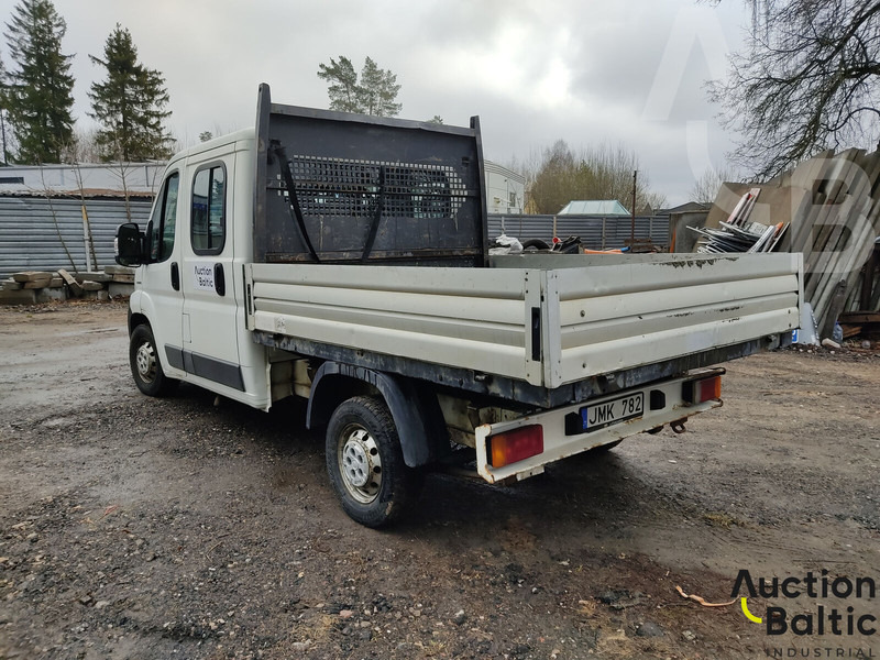 Fiat Ducato - כלי רכב מסחרי במיטה שטוחה: תמונה 3 Fiat Ducato - כלי רכב מסחרי במיטה שטוחה: תמונה 3
