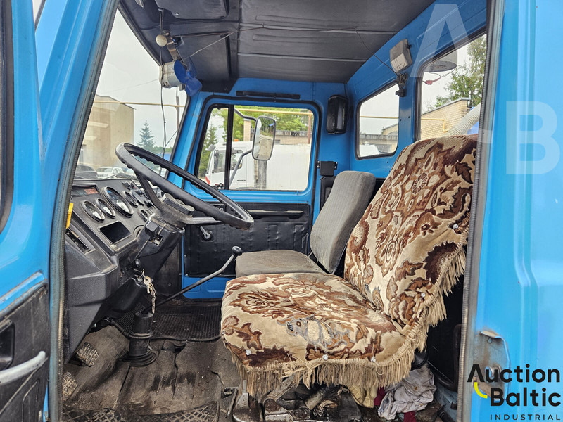 GAZ Gaz 3307 - משאית ואקום: תמונה 4 GAZ Gaz 3307 - משאית ואקום: תמונה 4