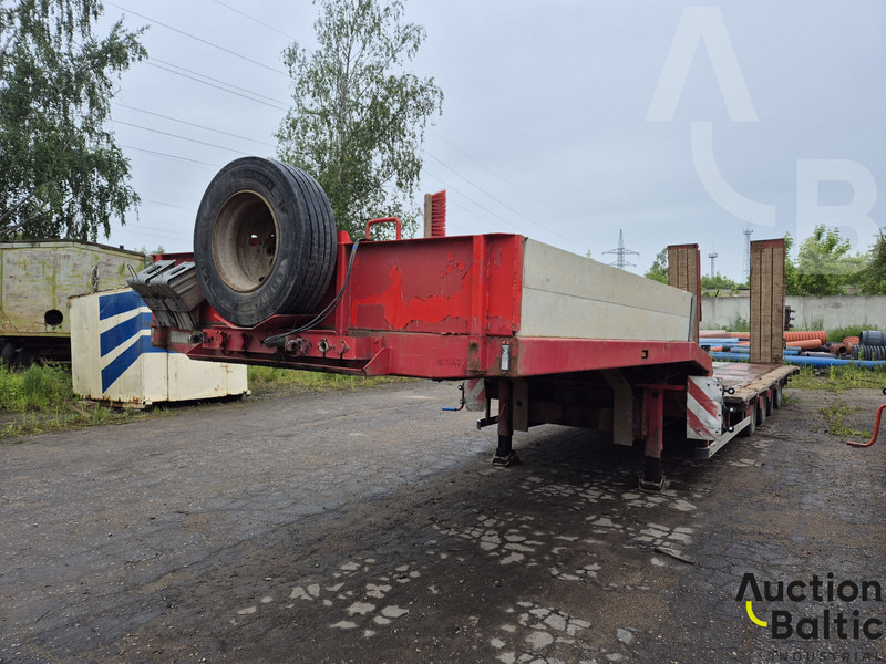 HRD STL M4N - סמיטריילר עם וילונות צד: תמונה 2 HRD STL M4N - סמיטריילר עם וילונות צד: תמונה 2