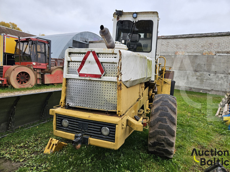 International 520A - מעמיס גלגלים: תמונה 3 International 520A - מעמיס גלגלים: תמונה 3