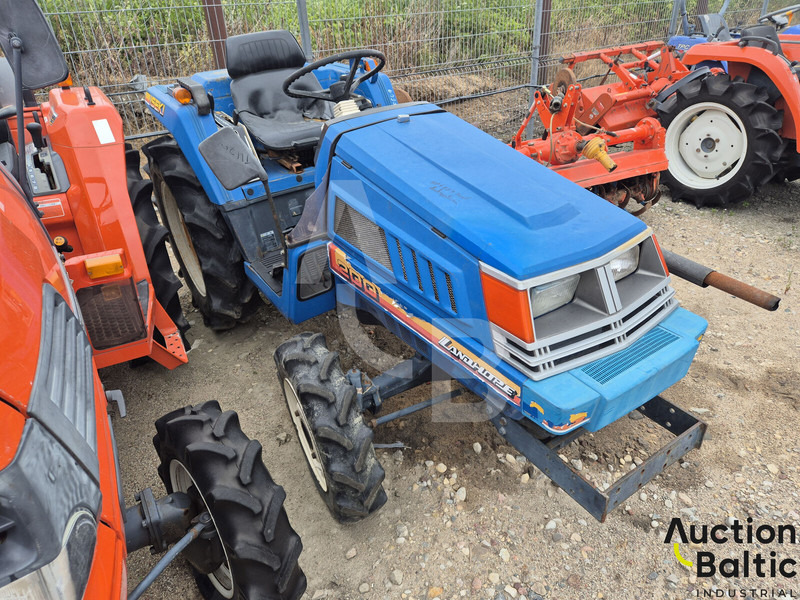 Iseki TU 200 - טרקטור חקלאי: תמונה 2 Iseki TU 200 - טרקטור חקלאי: תמונה 2