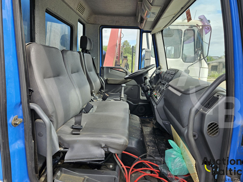 פלטפורמה אווירית מותקנת על משאית Iveco 100E 18: תמונה 6